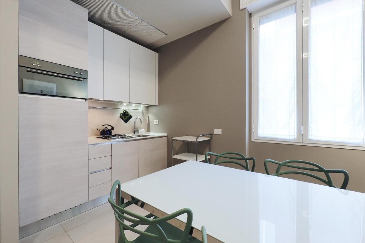 Contempora - Cavallotti 13 - B52 Mailand